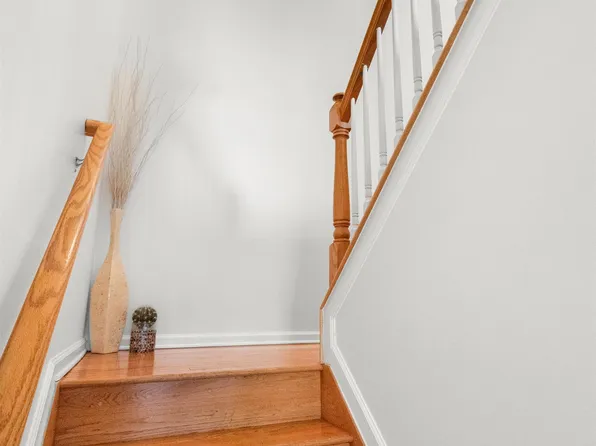 6 Elco Court image 12 of 29