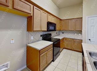 1320 Piedmont Dr, Mansfield, TX 76063