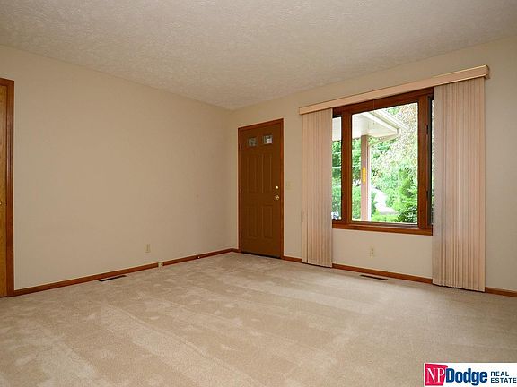 2nd image of 2620 Benson Gardens Blvd