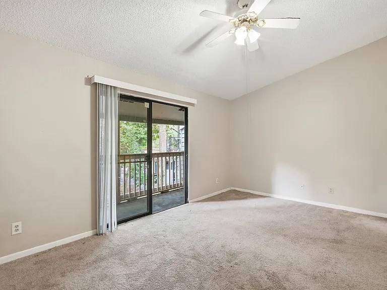 1910 W Sligh Ave #E102 — Photo 20