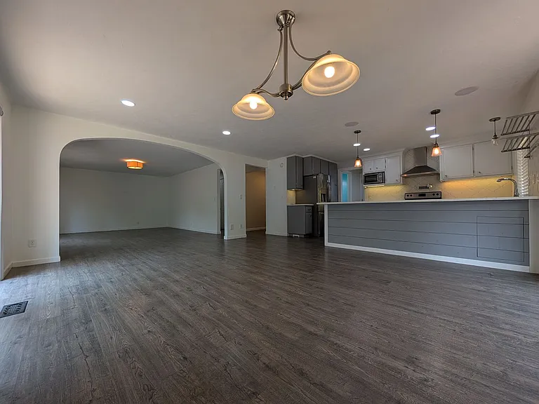 3570 Hickory Ave — Photo 1