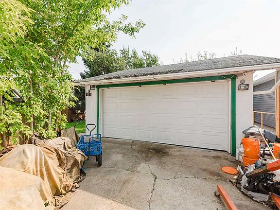 2nd image of 9205 N 111th Ave
