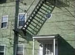 15 Canal St, Woonsocket, RI 02895