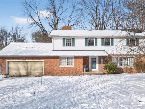 226 Sunset Dr, Lebanon, MO 65536