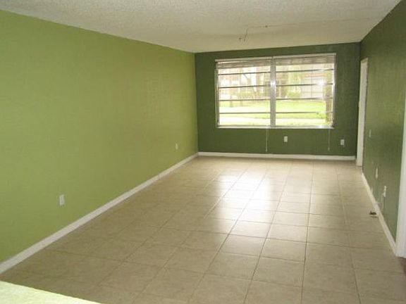 4th image of 7480 NW 17th St APT 108