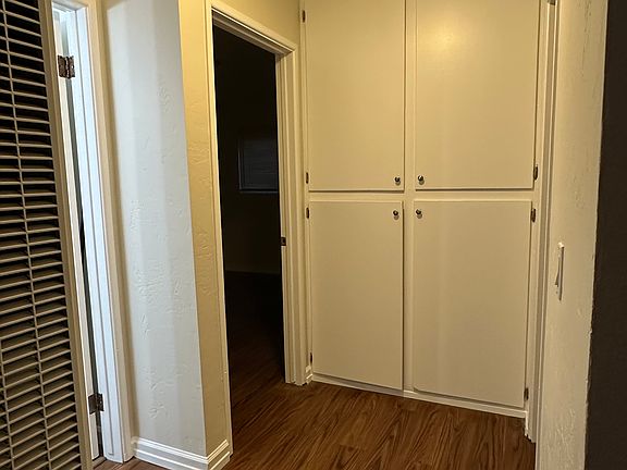 5th image of 1540 E 17th St