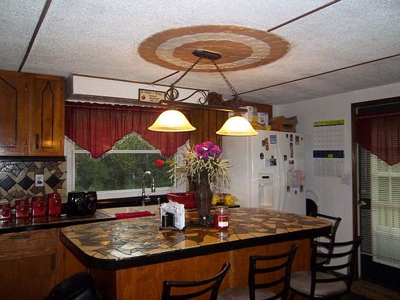 2nd image of 166 W Clay Dr