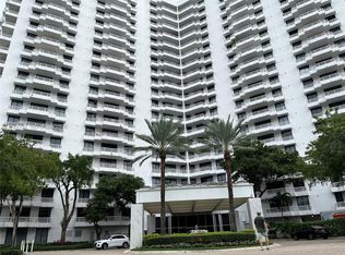 3300 NE 192nd St, Miami, FL 33180