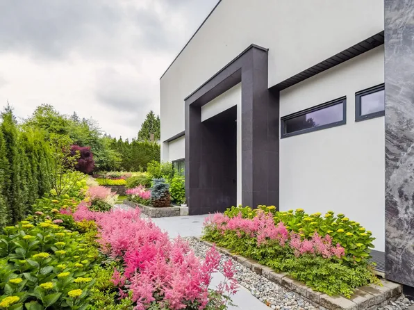 6363 Buckingham Dr, Burnaby, BC V5E 4B5