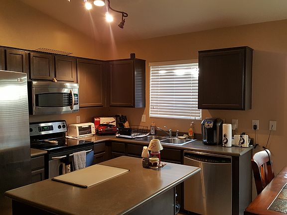 4th image of 41749 W Warren Ln