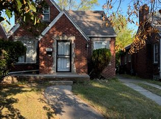 19466 Saint Marys St, Detroit, MI 48235