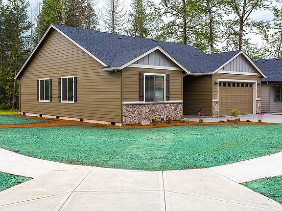 2nd image of 107 Zephyr Dr