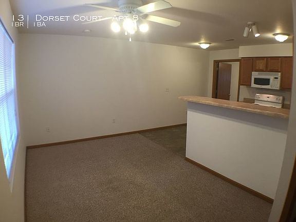 3rd image of 131 Dorset Ct APT 8