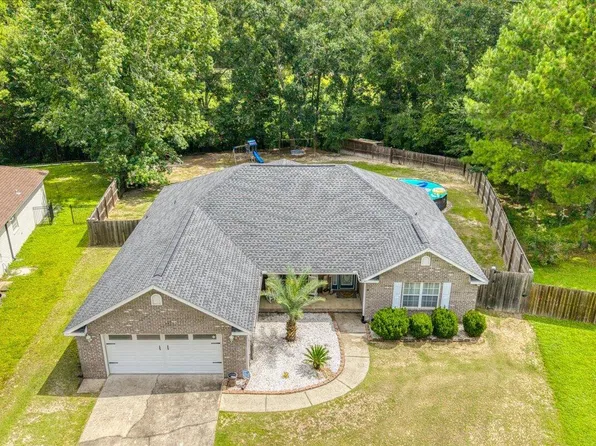 127 Fairway Dr, Crestview, FL 32536