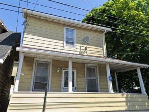 19 W 1st St