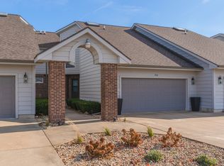 710 N Deerfield Rd #2, Pontiac, IL 61764