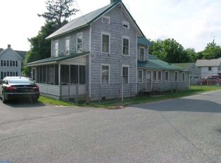 14 E 2nd St, Blades, DE 19973