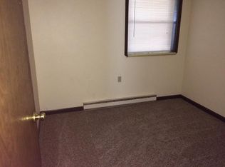 11 Oxford St #D, New Oxford, PA 17350