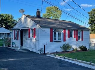 27 Polk Ave, Victory Gardens, NJ 07801