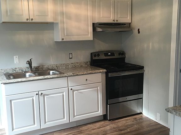 2nd image of 125 S Main St Floor 2