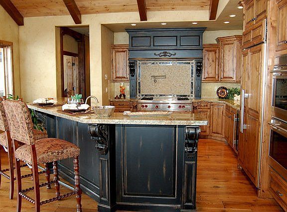 Kitchen features Wolf and Subzero appliances