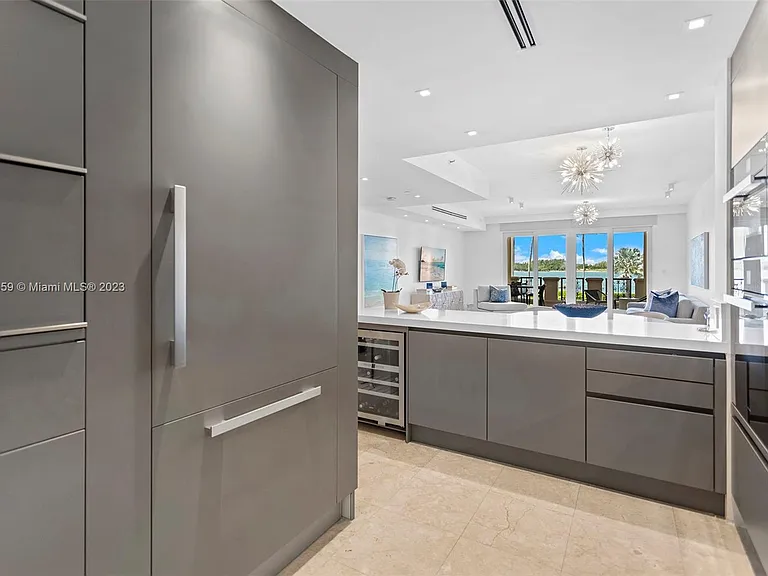 2122 Fisher Island Dr #2122 — Photo 8