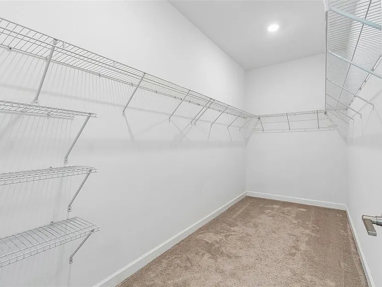 25057 Lambrusco Loop — Photo 30