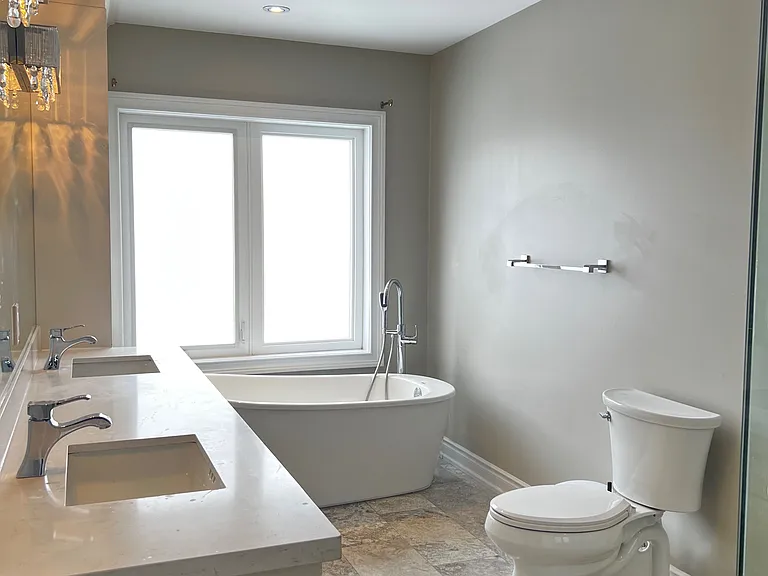 602 Lake Dr S — Photo 8