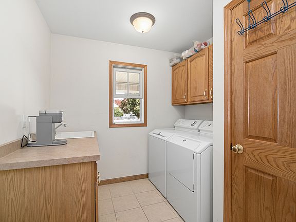 4th image of 578 Turnberry Dr