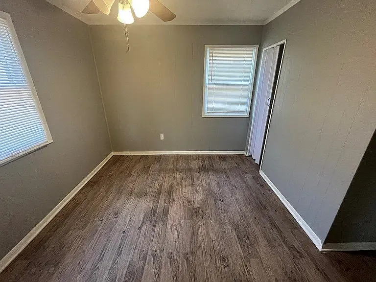890 Dawn Dr — Photo 13
