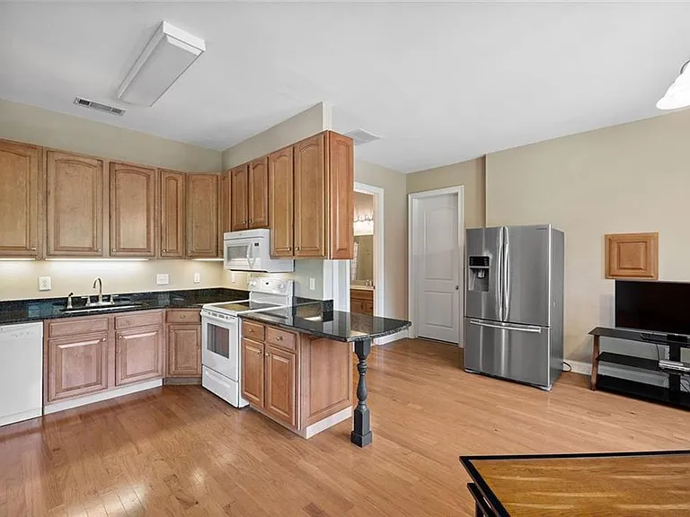 11140 West Rd — Photo 51