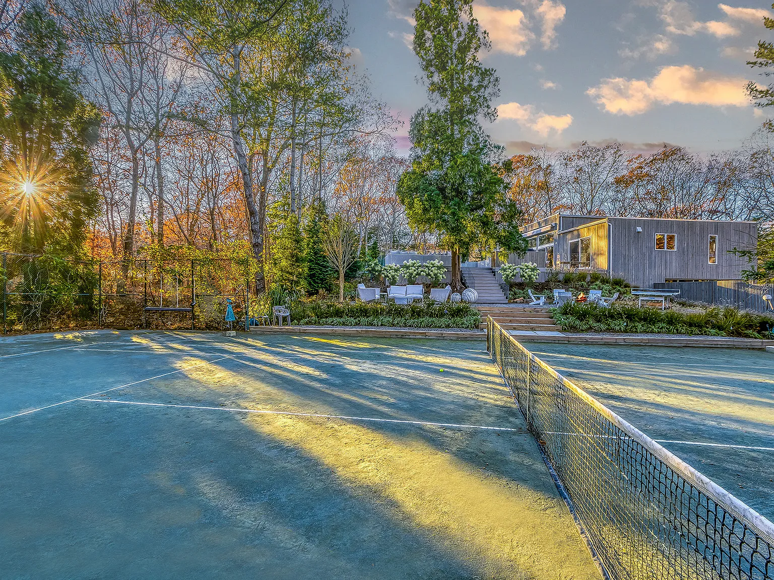 Luxe Amagansett Retreat: Tennis | Pool | Sauna | Hot Tub — Photo 4