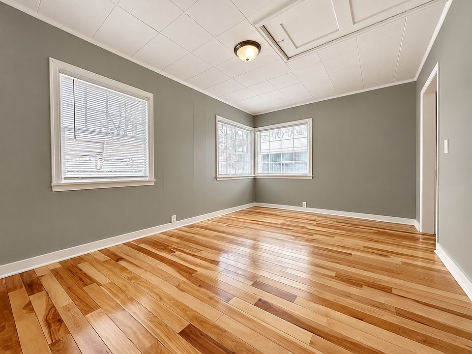 1st image of 349 6th Ave S APT 4
