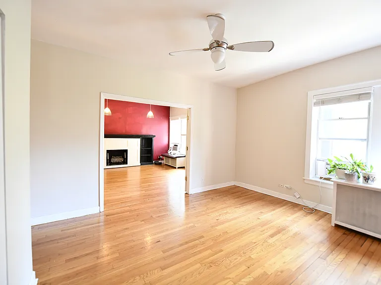 1260 W Pratt Blvd #2 — Photo 18
