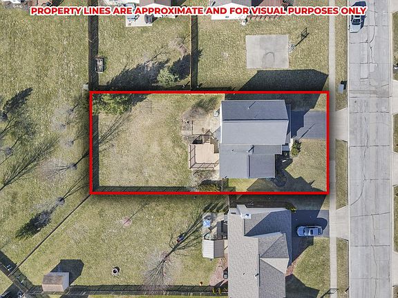 4th image of 5857 Hunting Haven Dr