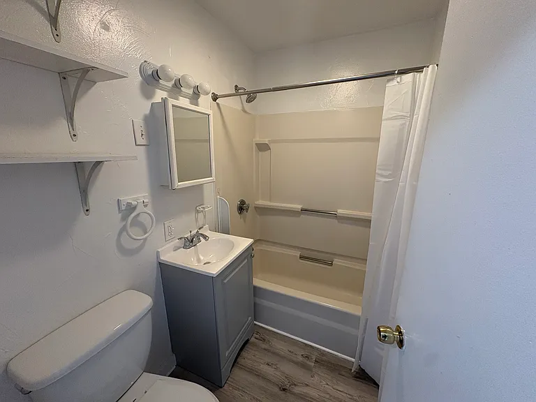 7 Pembroke St #3A — Photo 8