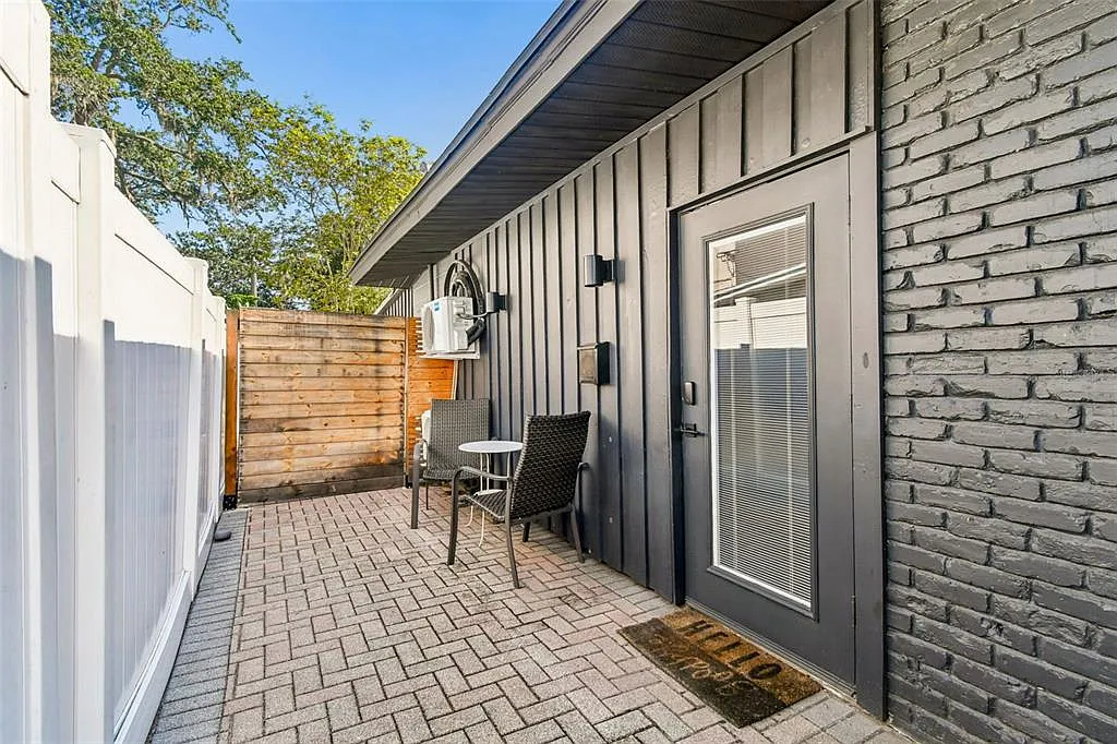 1 bed, 1.0 bath, 650 sqft, $1,750 — Photo 1