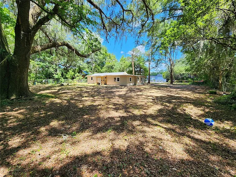 1623 SE 3rd Ave — Photo 7
