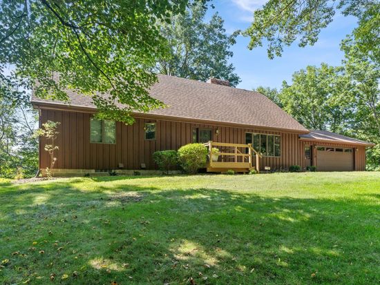 7252 Riverheights Ct NW, Oronoco, MN 55960