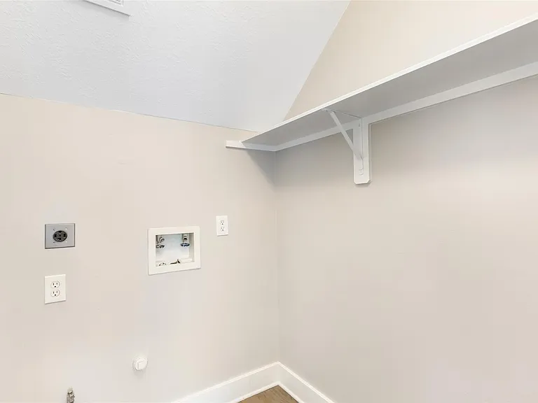 19106 Spruce Bough Ln — Photo 25