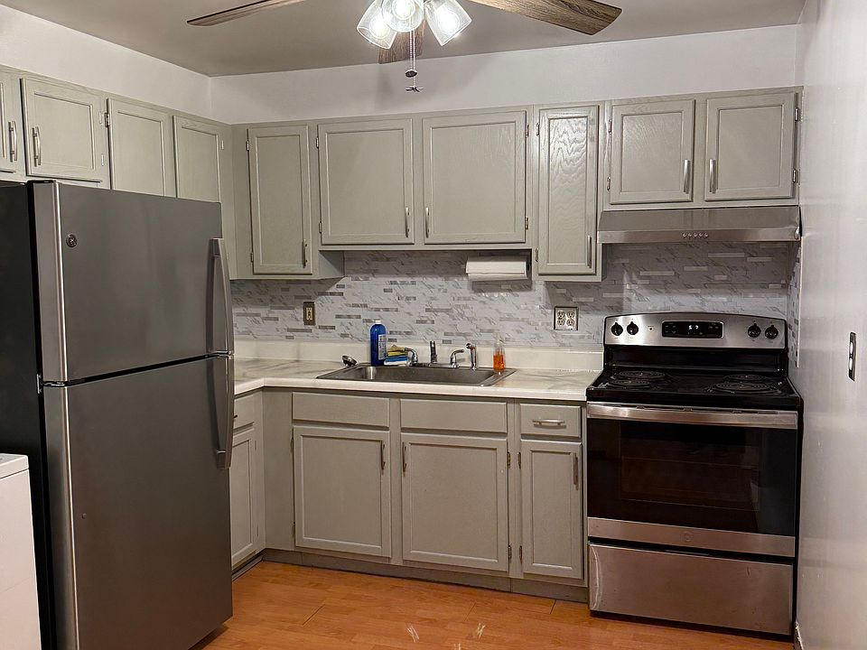 1st image of 39 Sherman Ave #1