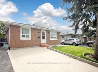 15 Baldoon Rd, Toronto, ON M1B1V6
