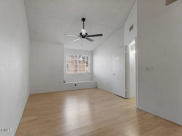 625 S Westwood St #194 — Photo 18