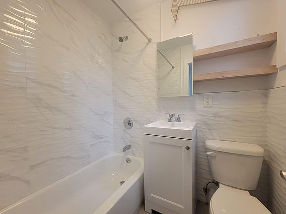 5th image of 21 Seidler St #17D