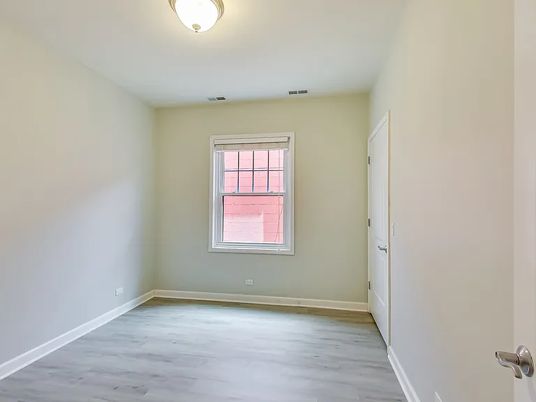1449 N Wicker Park Ave #302 — Photo 10