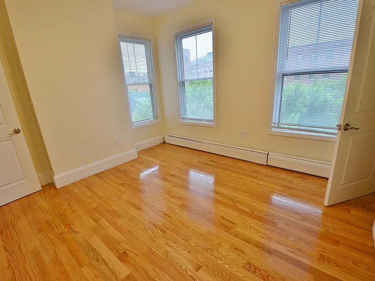 35 Brookline St #17 — Photo 18