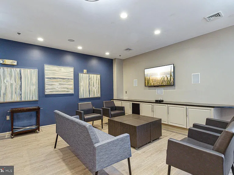 1201 E West Hwy #238 — Photo 31