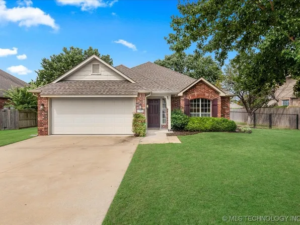 9908 N 117th East Ave, Owasso, OK 74055