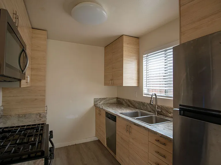 3509-15 Herman Ave — Photo 7