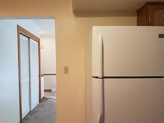 3rd image of 960 N 123rd St Unit 1